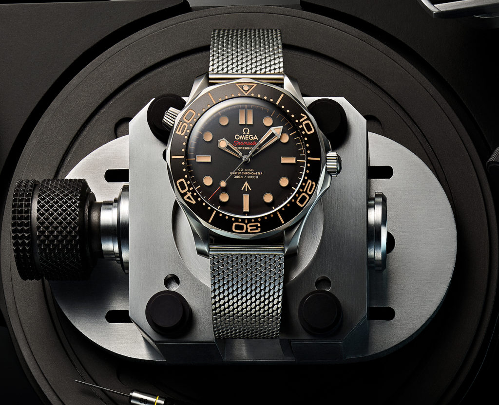 Replique Omega Seamaster Diver 300M 007 Edition